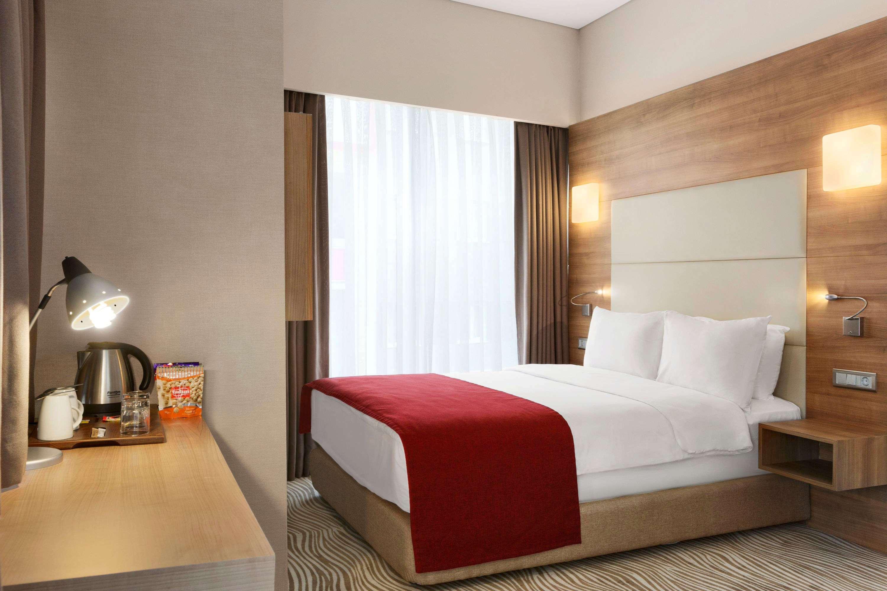 รามาดา อองคอร์ บาย วินด์แฮม อิสตันบูล คาร์ทัล Hotel ภายนอก รูปภาพ