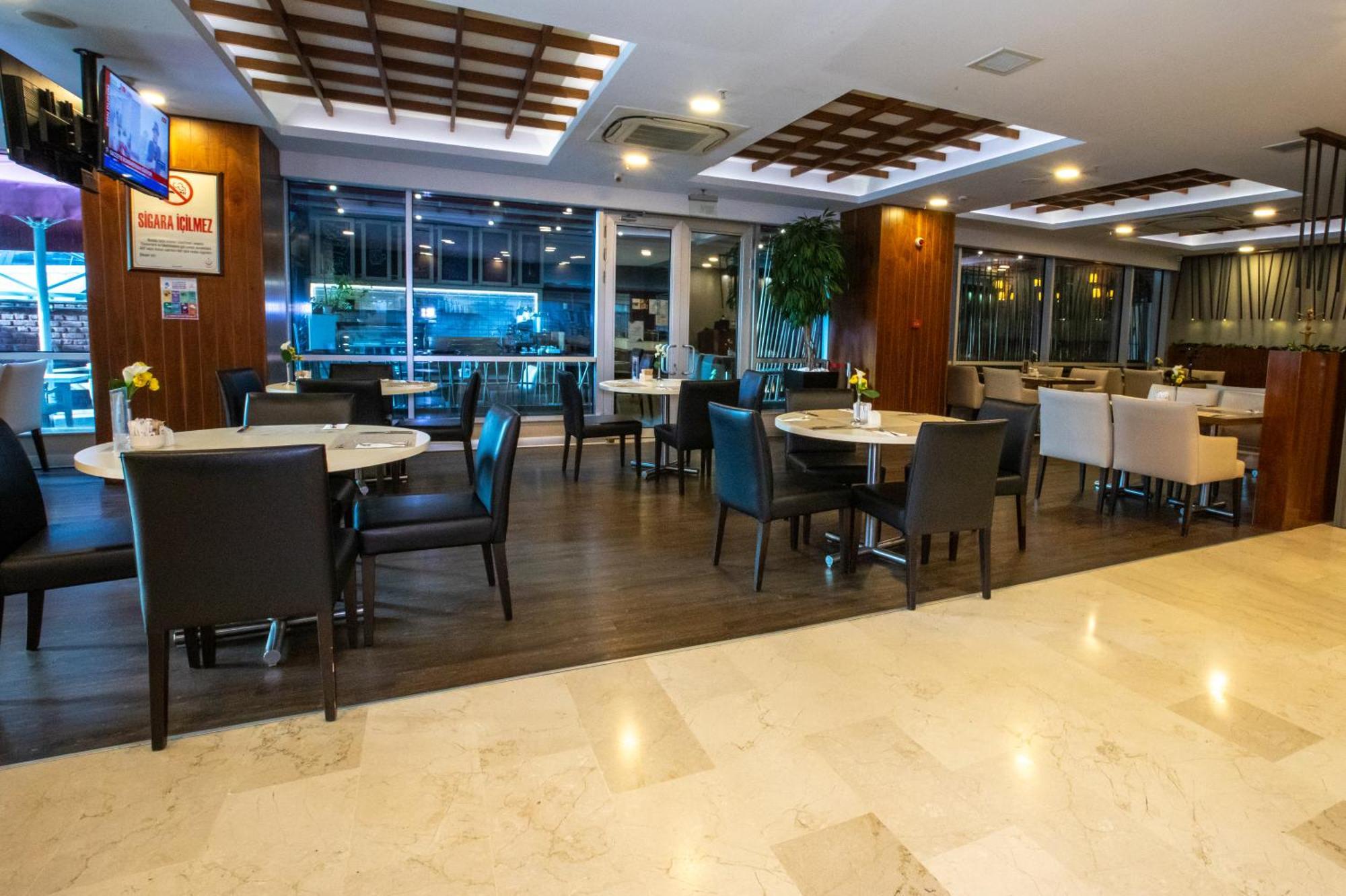 รามาดา อองคอร์ บาย วินด์แฮม อิสตันบูล คาร์ทัล Hotel ภายนอก รูปภาพ