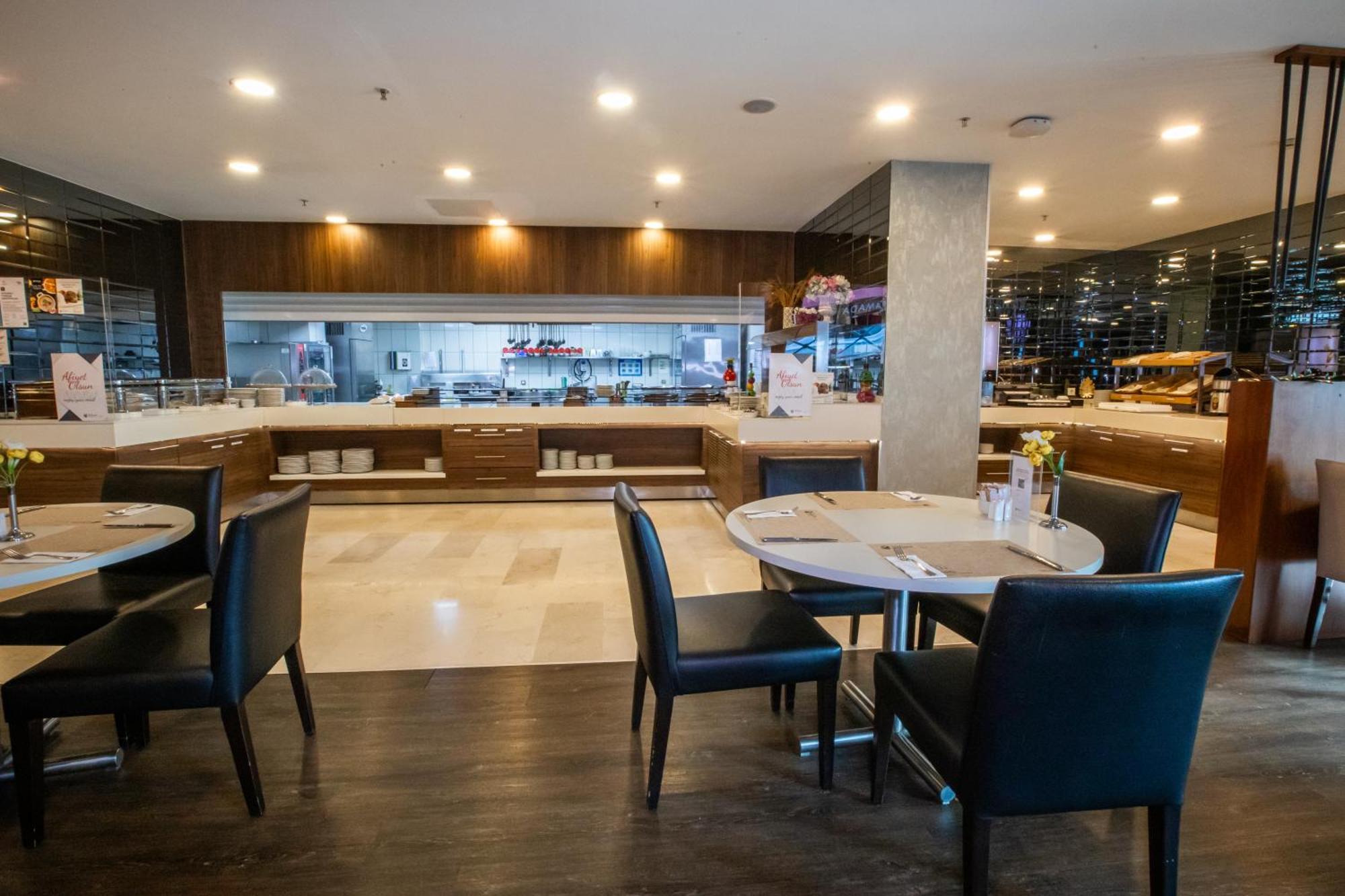 รามาดา อองคอร์ บาย วินด์แฮม อิสตันบูล คาร์ทัล Hotel ภายนอก รูปภาพ
