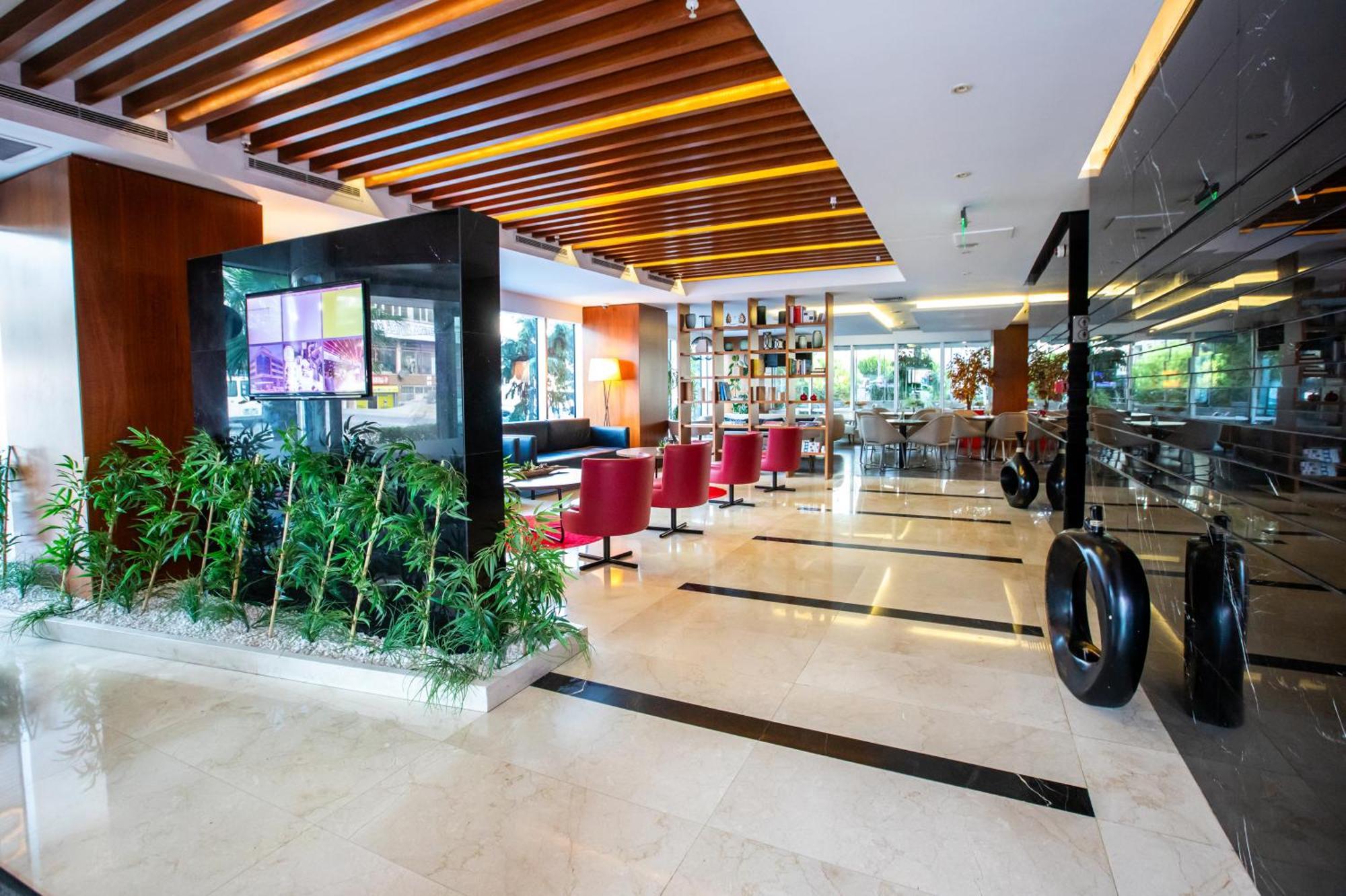 รามาดา อองคอร์ บาย วินด์แฮม อิสตันบูล คาร์ทัล Hotel ภายนอก รูปภาพ