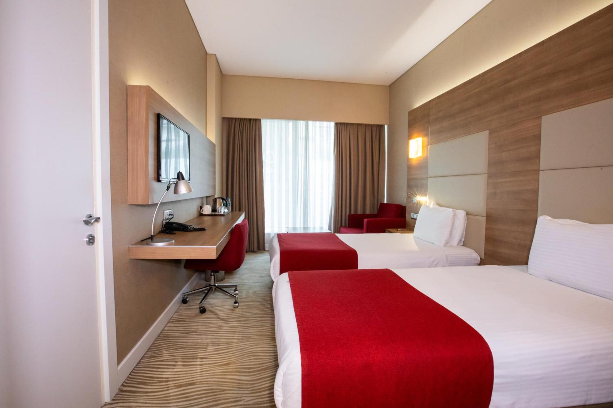 รามาดา อองคอร์ บาย วินด์แฮม อิสตันบูล คาร์ทัล Hotel ภายนอก รูปภาพ